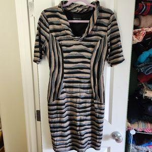 Connected apparal grey/tan/black dress